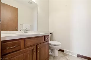 4502 Edgewater Dr, Sheffield Lake, OH 44054 - Photo 15