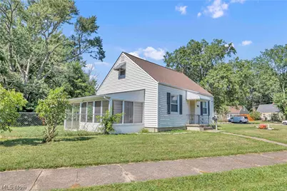 4082 Palm Avenue, Lorain, OH 44055 - Photo 3