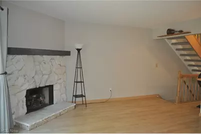 1193 Pinecrest Place #E, Willoughby, OH 44094 - Photo 9