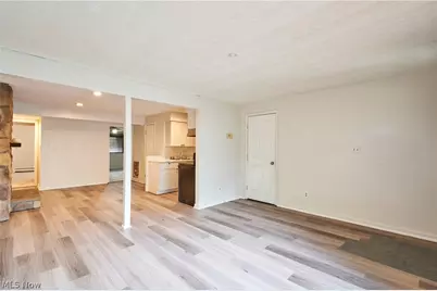 1609 Treetop Trail C, #39, Akron, OH 44313 - Photo 11