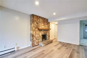 1609 Treetop Trail, Akron, OH 44313 - Photo 5