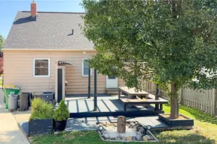 356 E 329th St, Willowick, OH 44095 - Photo 5