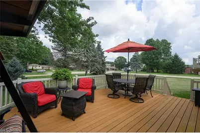 6775 Lake Cable Avenue NW, North Canton, OH 44720 - Photo 17
