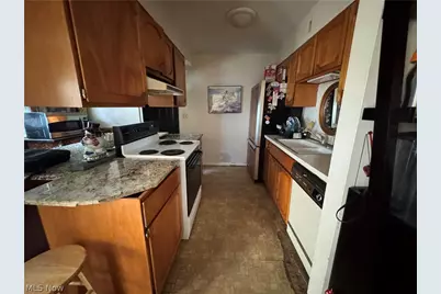 2475 Sand Run, Fairlawn, OH 44333 - Photo 5