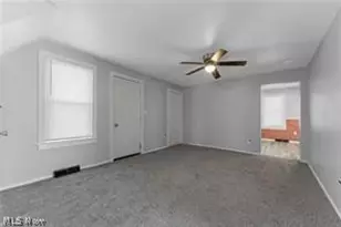 223 E Maple St, Hartville, OH 44632 - Photo 9