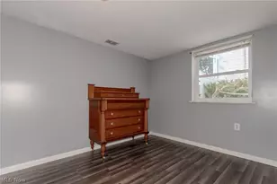 1856 Stirling Rd, Madison, OH 44057 - Photo 15