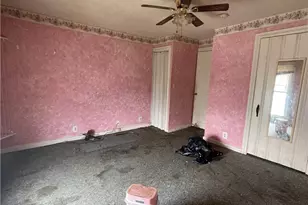 418 S 8th St, Cambridge, OH 43725 - Photo 13