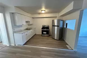 2232 W 103rd St, Loveland, OH 44102 - Photo 3