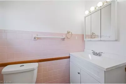 349 Westview Avenue, Hubbard, OH 44425 - Photo 17