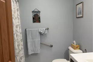 7563 Monterey Bay Dr, Mentor on the Lake, OH 44060 - Photo 9