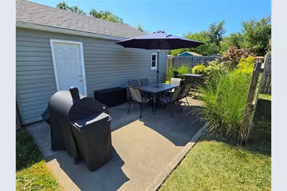 230 E 288th Street, Willowick, OH 44095 - Photo 15