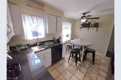 230 E 288th Street, Willowick, OH 44095 - Photo 21