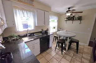 230 E 288th St, Willowick, OH 44095 - Photo 21