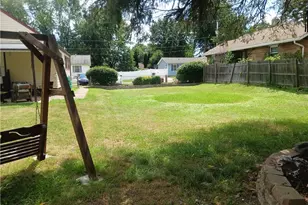 2429 22nd St NE, Canton, OH 44705 - Photo 5