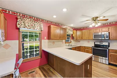 1016 Woodland Chase, Grafton, OH 44044 - Photo 11