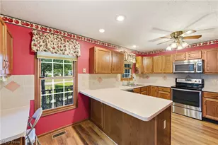 1016 Woodland Chase, Grafton, OH 44044 - Photo 11