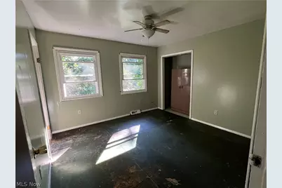 1081 Creek Road, Pierpont, OH 44082 - Photo 5