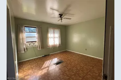 1081 Creek Road, Pierpont, OH 44082 - Photo 3