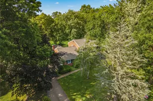 2211 Hunting Valley St NW, North Canton, OH 44720 - Photo 31