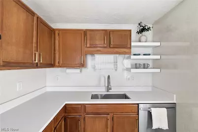 2536 Albrecht Avenue, Akron, OH 44312 - Photo 7