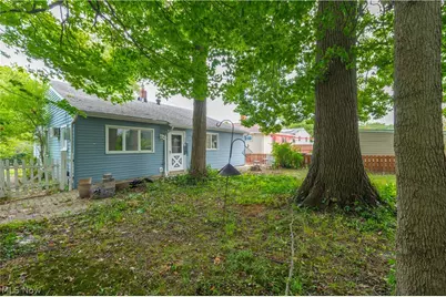 2348 Buena Vista Drive, Wickliffe, OH 44092 - Photo 43