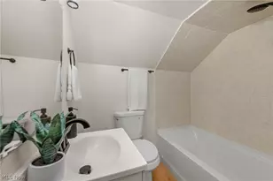 2348 Buena Vista Dr, Wickliffe, OH 44092 - Photo 35