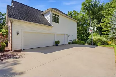 780 S Sussex Court, Aurora, OH 44202 - Photo 49