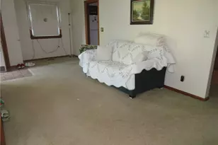 75 E Erie St, Jefferson, OH 44047 - Photo 11