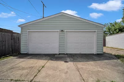 14125 Liberty Avenue, Loveland, OH 44135 - Photo 29