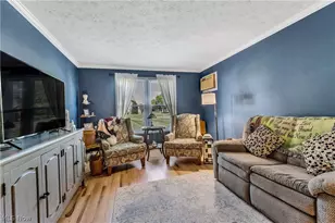 900 Pearson Cir, Boardman, OH 44512 - Photo 9