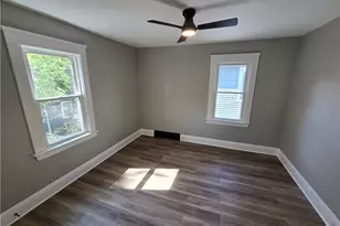 15788 Mandalay Ave, Loveland, OH 44110 - Photo 11