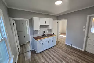 15788 Mandalay Ave, Loveland, OH 44110 - Photo 3