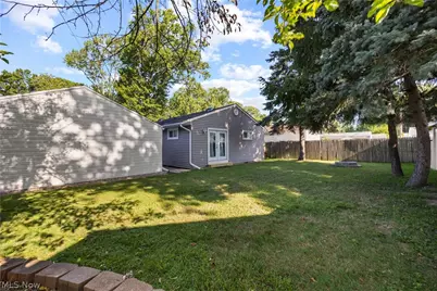 333 Olive Street, Elyria, OH 44035 - Photo 5