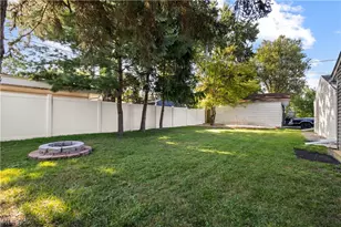 333 Olive St, Elyria, OH 44035 - Photo 3
