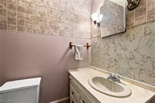 108 Woodworth Ave, Painesville Twp, OH 44077 - Photo 13