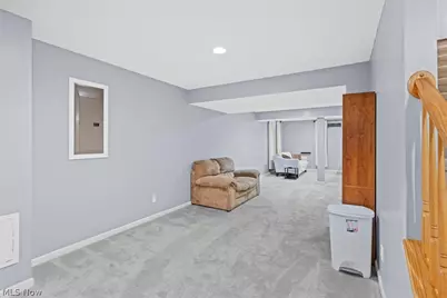 137 Colonial Drive, Painesville, OH 44077 - Photo 25