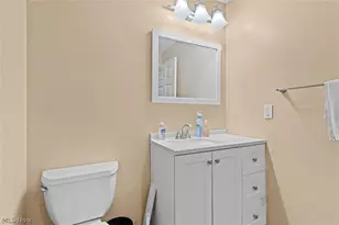 137 Colonial Dr, Painesville, OH 44077 - Photo 35