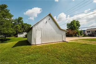 11755 Market Ave NW, Uniontown, OH 44685 - Photo 31