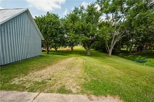 11755 Market Ave NW, Uniontown, OH 44685 - Photo 37
