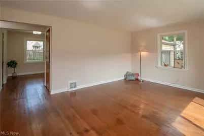 1231 Bordner Avenue SW, Canton, OH 44710 - Photo 7