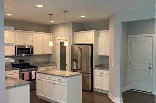 9391 Rockys Ct, Grandview Heights, OH 44147 - Photo 3