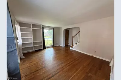 2319 Broad Boulevard, Cuyahoga Falls, OH 44223 - Photo 9