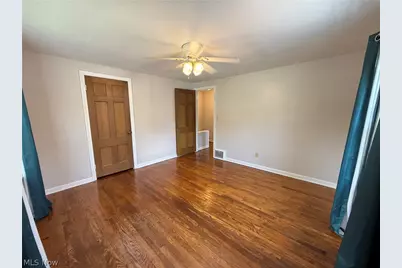 2319 Broad Boulevard, Cuyahoga Falls, OH 44223 - Photo 19