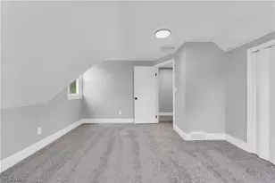 1083 Eastlake Dr, Eastlake, OH 44095 - Photo 15