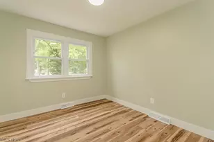 1729 Falkirk Rd, Madison, OH 44057 - Photo 27