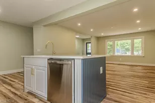 1729 Falkirk Rd, Madison, OH 44057 - Photo 11