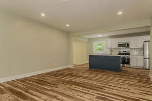 1729 Falkirk Rd, Madison, OH 44057 - Photo 9