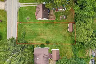 2755 Springfield Lake Dr, Akron, OH 44312 - Photo 1