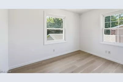 2245 Richmond Road, Cuyahoga Falls, OH 44221 - Photo 27