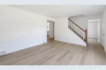 2245 Richmond Road, Cuyahoga Falls, OH 44221 - Photo 15